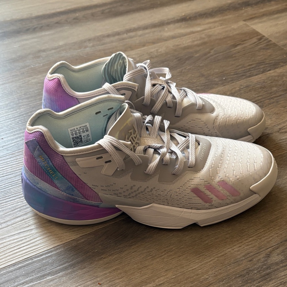 adidas D.O.N. Issue #4 'Dream It' Mitchell